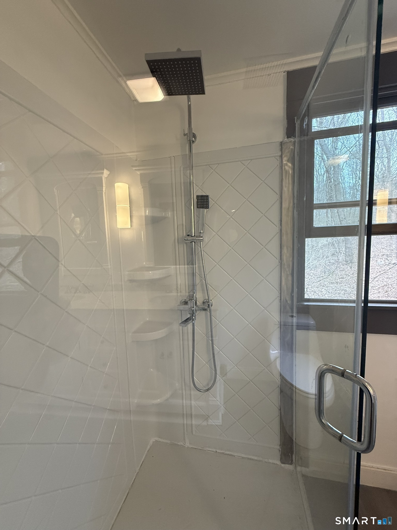 110 Town Woods Road Lyme, CT 06371 - Photo 27 of 37 a bathroom with a shower