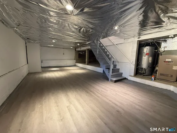 $599,900 | 110 Town Woods Road, Lyme, CT 06371