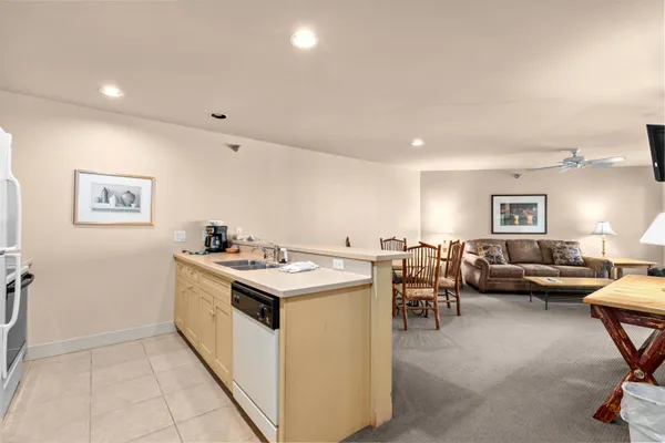 $309,800 | 107 North 1st Avenue, Unit 323/325, Sturgeon Bay, WI 54235