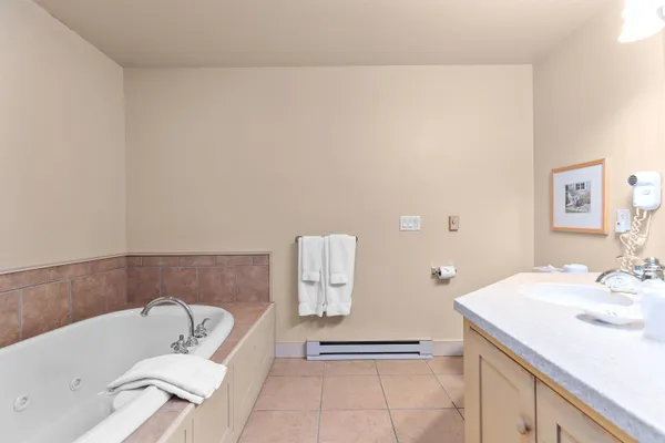 $309,800 | 107 North 1st Avenue, Unit 323/325, Sturgeon Bay, WI 54235