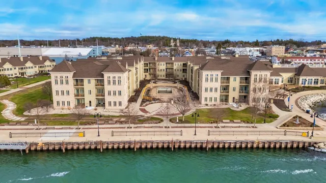 $309,800 | 107 North 1st Avenue, Unit 323/325, Sturgeon Bay, WI 54235