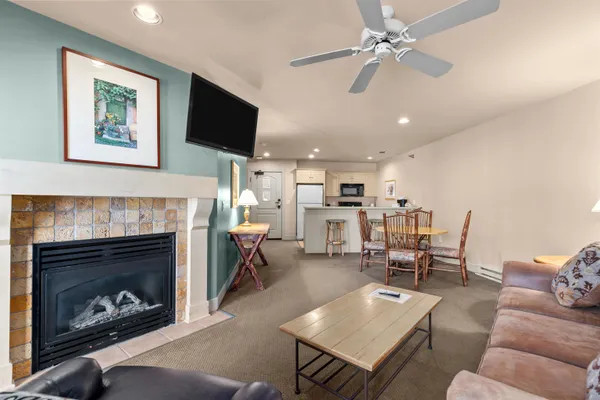 $309,800 | 107 North 1st Avenue, Unit 323/325, Sturgeon Bay, WI 54235