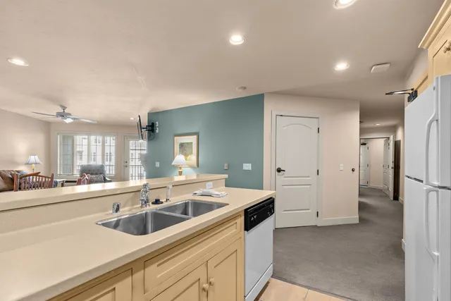 $309,800 | 107 North 1st Avenue, Unit 323/325, Sturgeon Bay, WI 54235