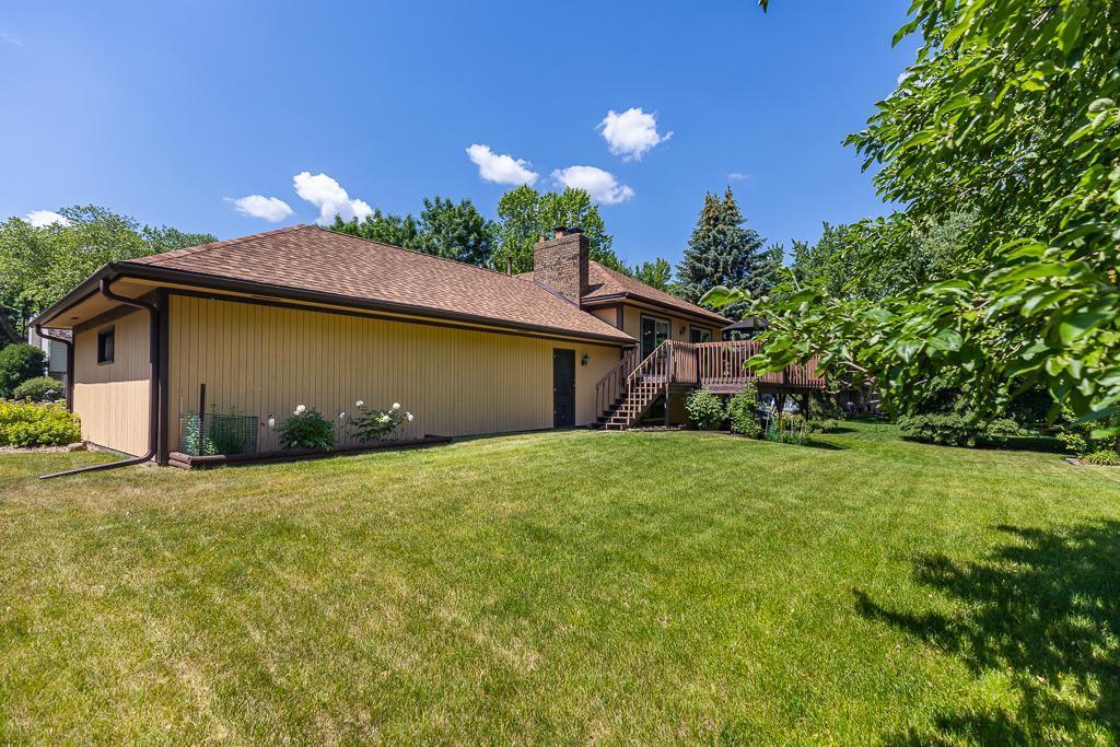8233 Oregon Road South Bloomington, MN 55438 - Photo 29 of 32 Gallery Image 29