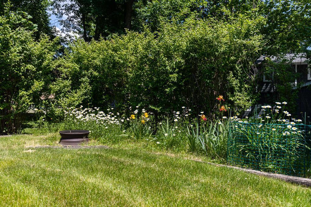 8233 Oregon Road South Bloomington, MN 55438 - Photo 31 of 32 Gallery Image 31