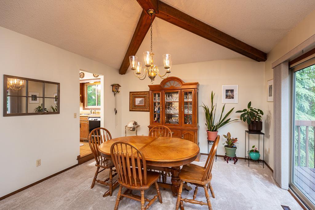 8233 Oregon Road South Bloomington, MN 55438 - Photo 8 of 32 Gallery Image 8