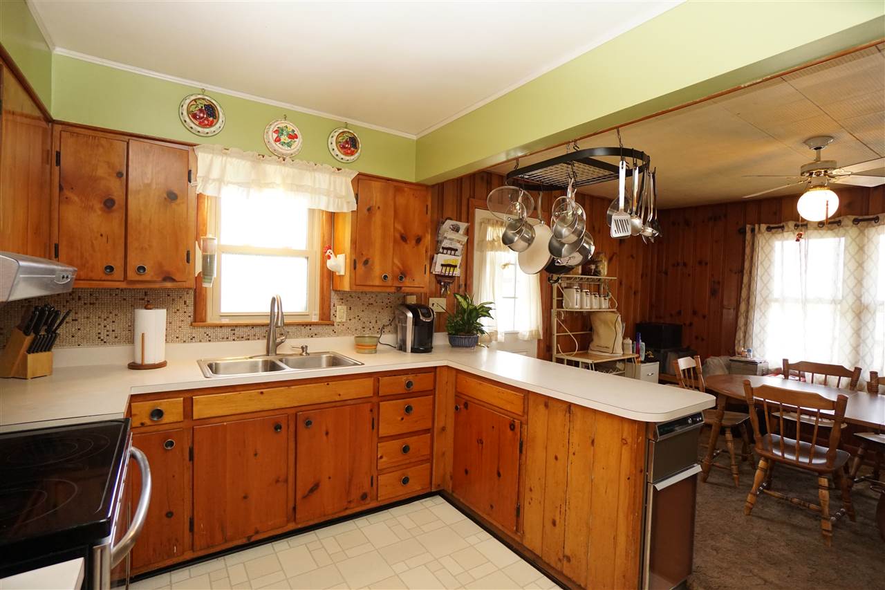 3222 Nester Hills Road Newburgh, IN 47630 - Photo 8 of 36