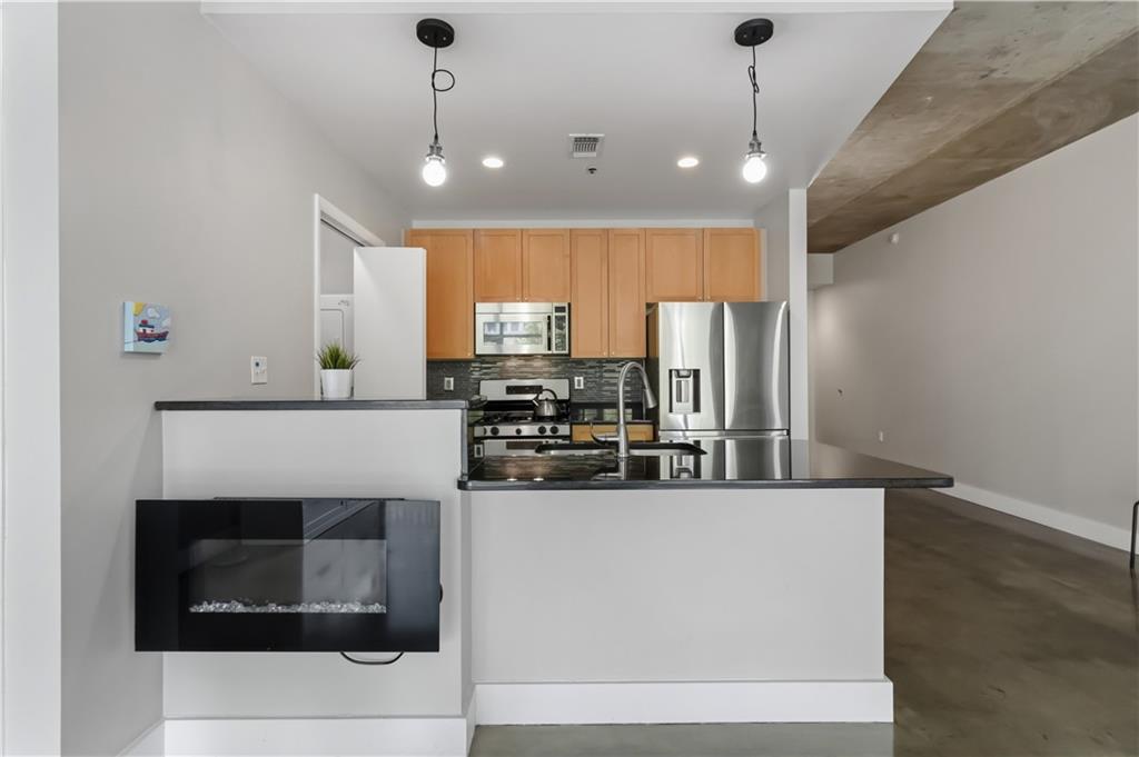 845 Spring Street Northwest, Unit 322 Atlanta, GA 30308 - Photo 11 of 32