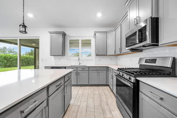 $735,000 | 1261 Deer Hvn Drive, Loxahatchee, FL 33470