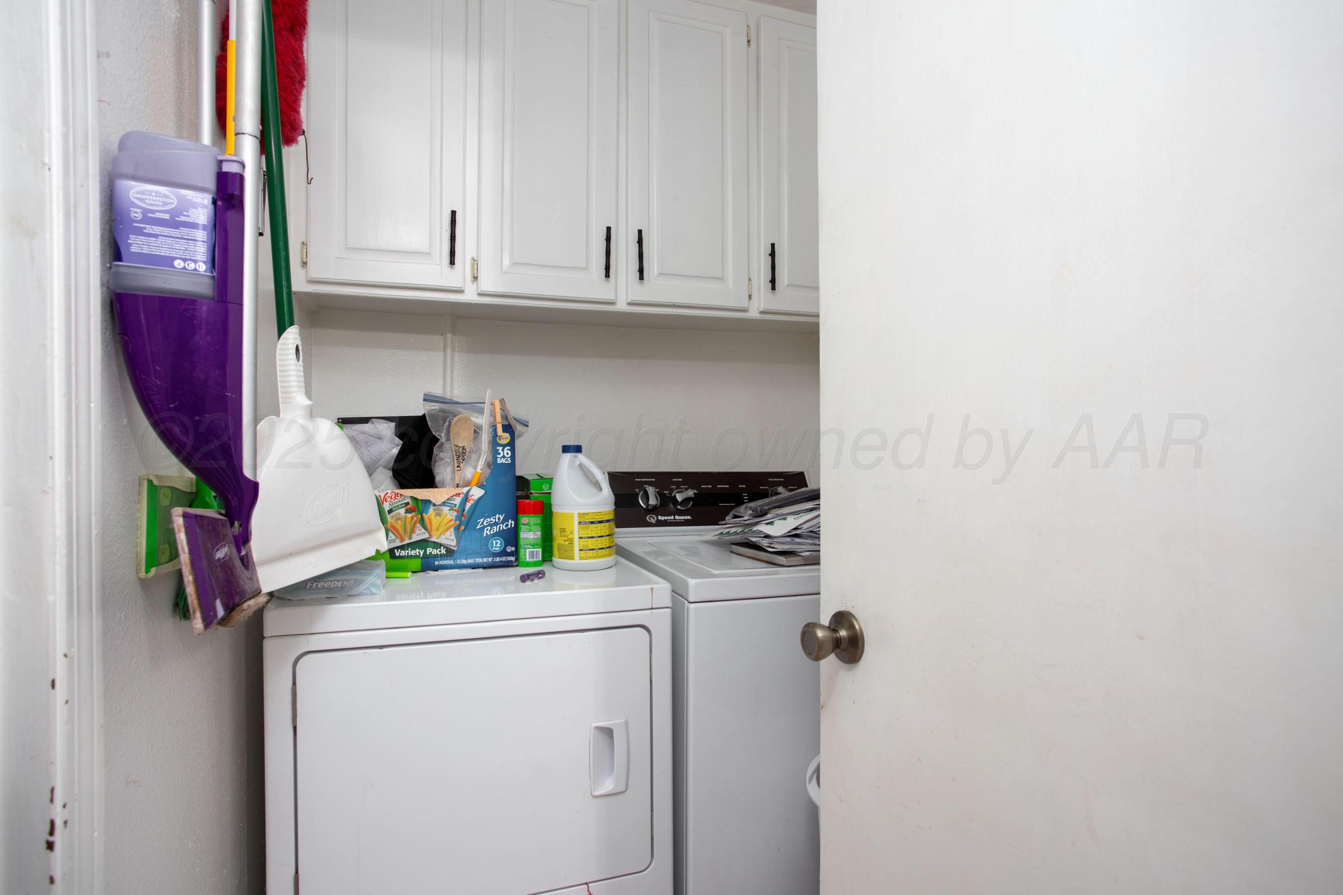 3205 Wind Song Drive Amarillo, TX 79103 - Photo 18 of 22 utility room