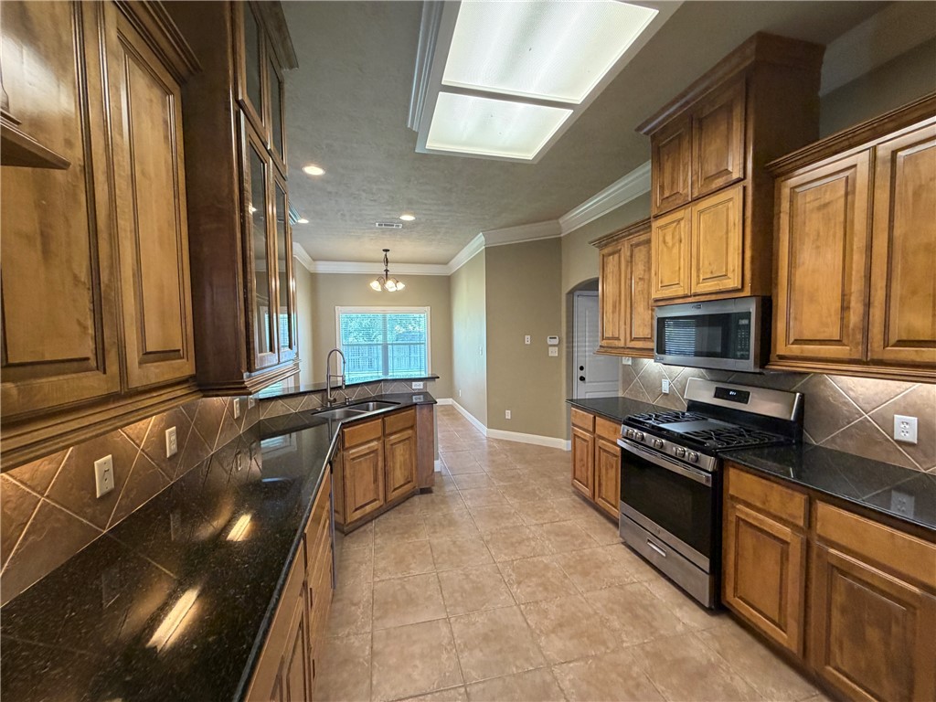 413 Cold Spring Drive College Station, TX 77845 - Photo 6 of 27