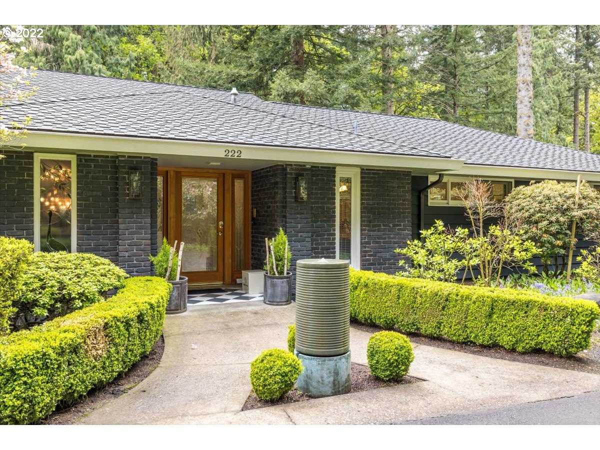222 Southwest Birdshill Road Portland, OR 97219 - Photo 1 of 1 Gallery Image 1
