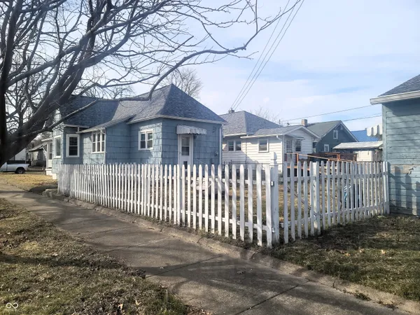 $119,900 | 1838 South 7th Street, Terre Haute, IN 47802