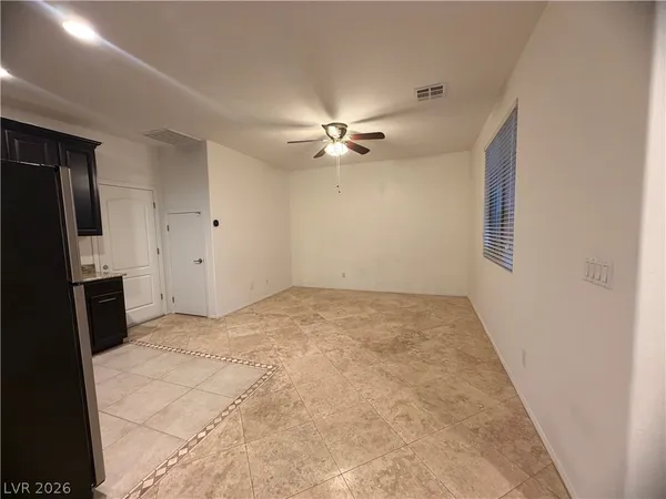 $1,450 | 7296 Spring Flower Avenue, Unit B, Las Vegas, NV 89117