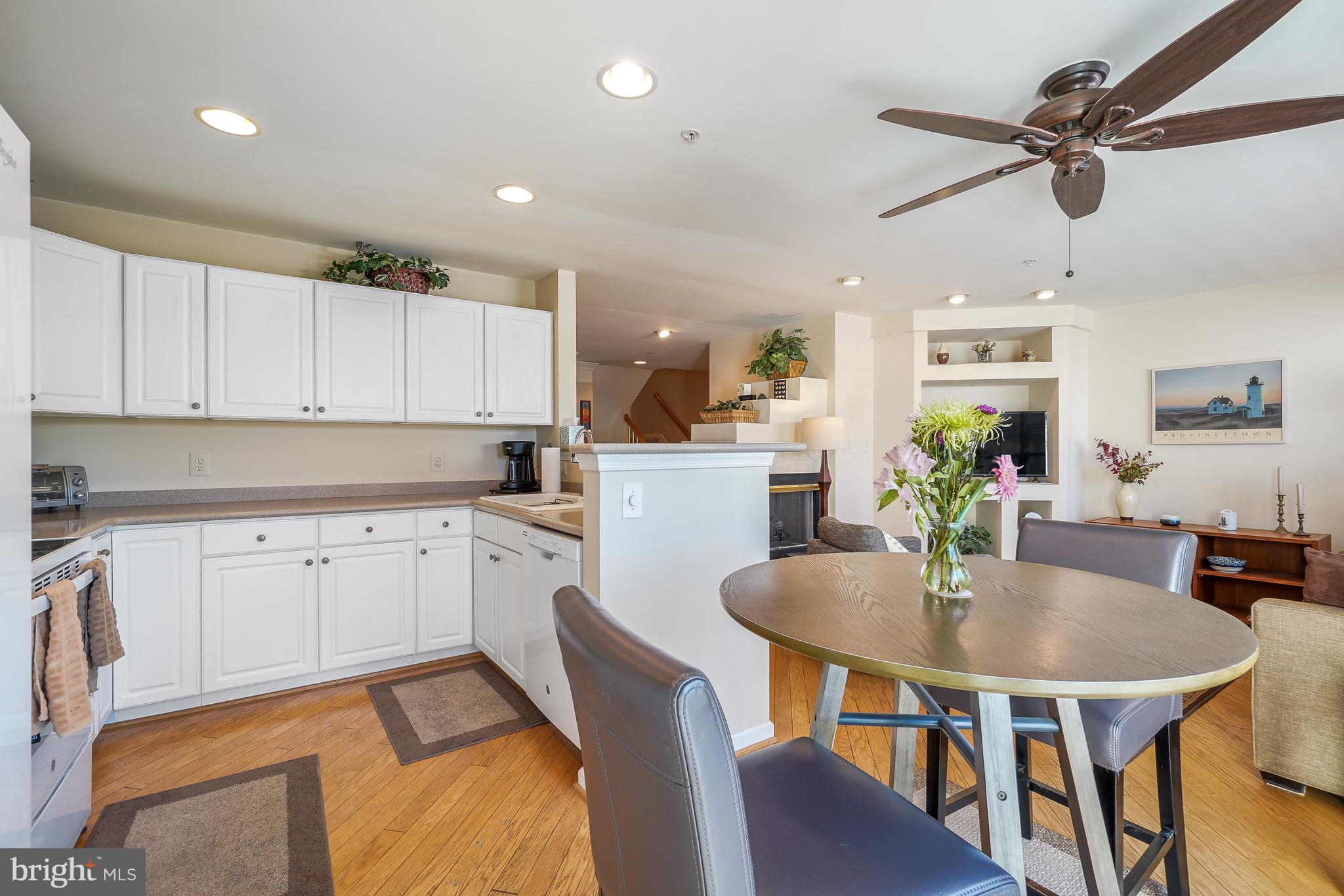 12044 Trumbull Way Reston, VA 20190 - Photo 25 of 57 Gallery Image 25