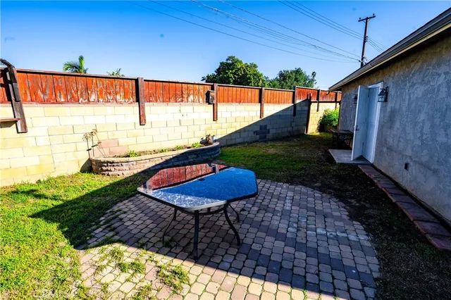 a view of a backyard with a sink