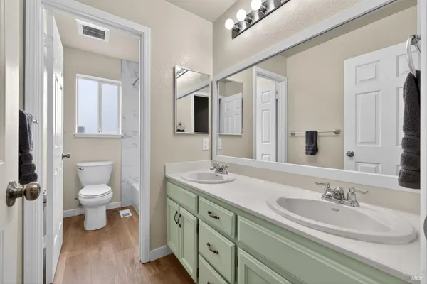 $374,000 | 209 Elbridge Avenue, Unit F, Cloverdale, CA 95425