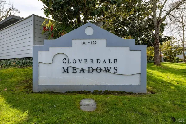 $379,000 | 209 Elbridge Avenue, Unit F, Cloverdale, CA 95425