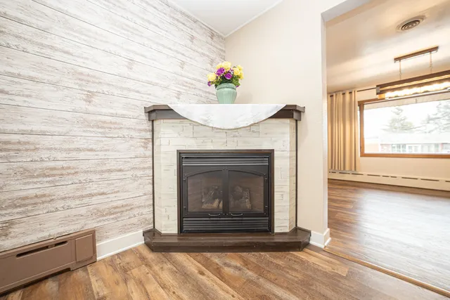 $359,900 | 3321 Caroline Drive, Joliet, IL 60435