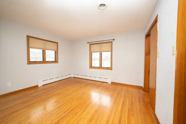 $359,900 | 3321 Caroline Drive, Joliet, IL 60435