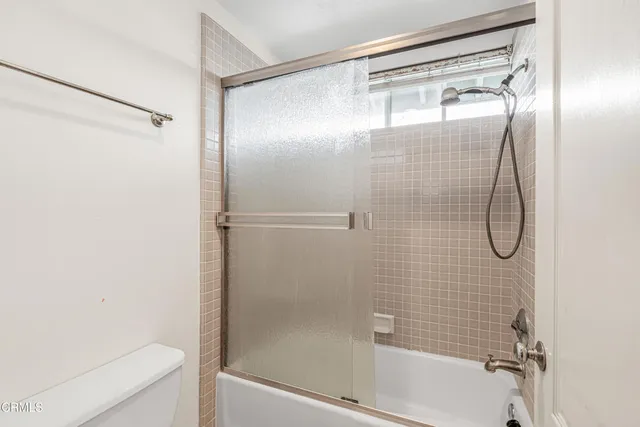 $999,000 | 2211 Pebble Beach Trail, Oxnard, CA 93036