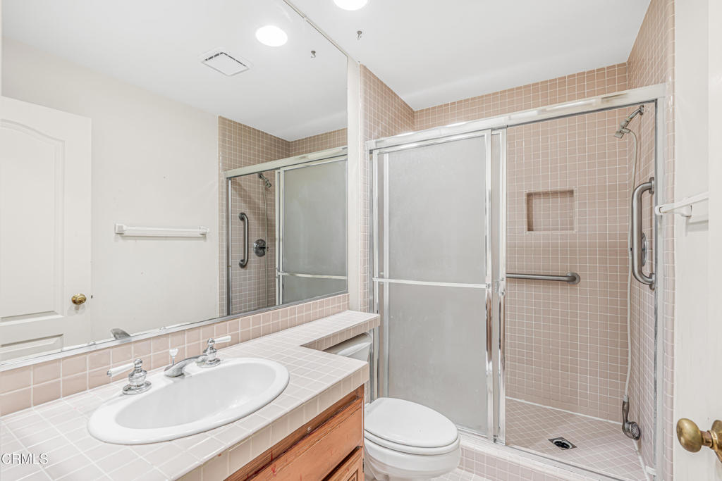 2211 Pebble Beach Trail Oxnard, CA 93036 - Photo 31 of 44