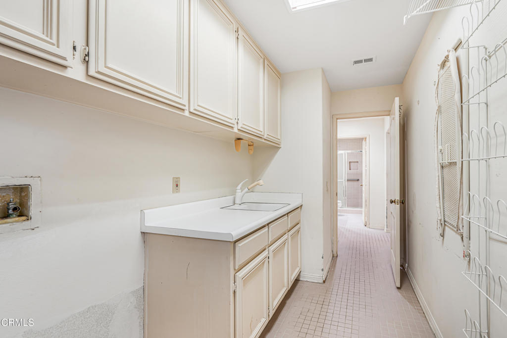 2211 Pebble Beach Trail Oxnard, CA 93036 - Photo 35 of 44