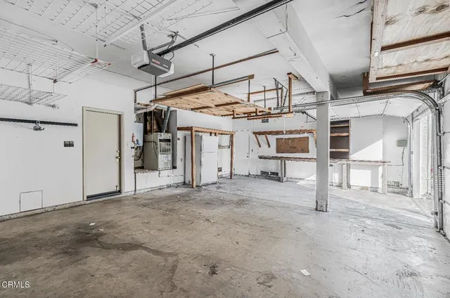 $999,000 | 2211 Pebble Beach Trail, Oxnard, CA 93036