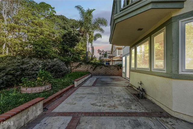 $999,000 | 2211 Pebble Beach Trail, Oxnard, CA 93036