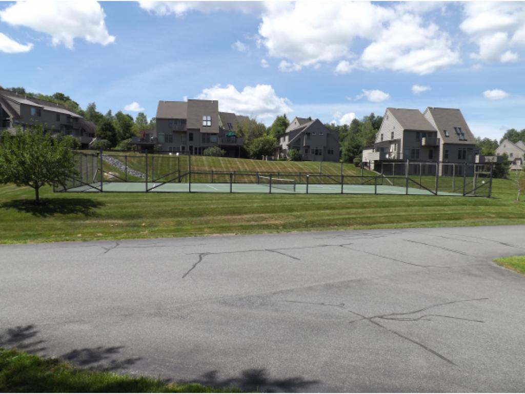 90 Kingfisher Road, Unit NV2B Quechee, VT 05059 - Photo 5 of 28 Gallery Image 5