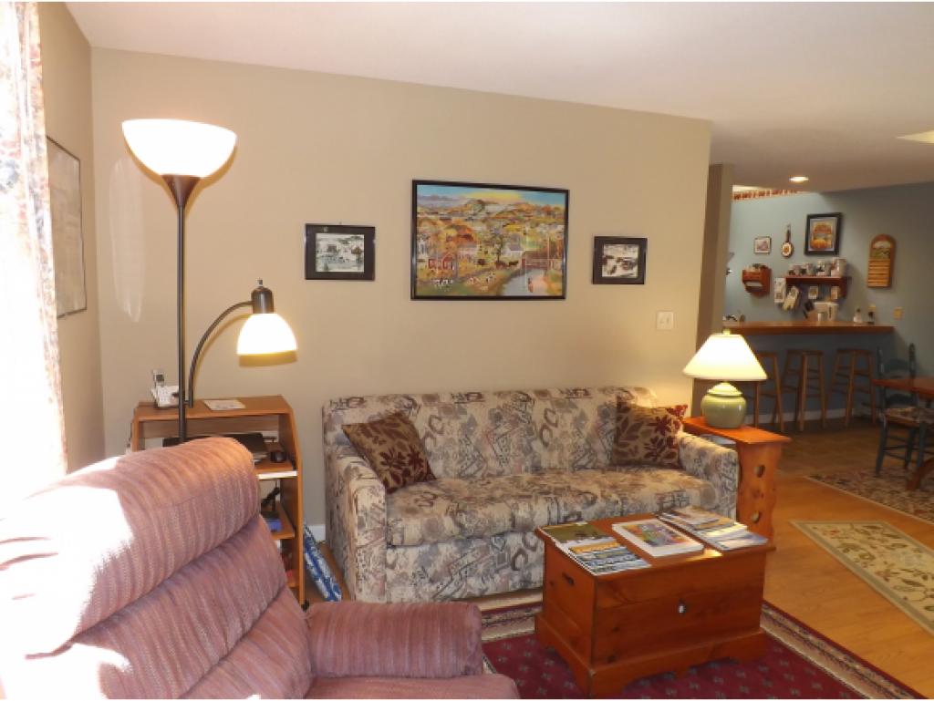 90 Kingfisher Road, Unit NV2B Quechee, VT 05059 - Photo 9 of 28 Gallery Image 9