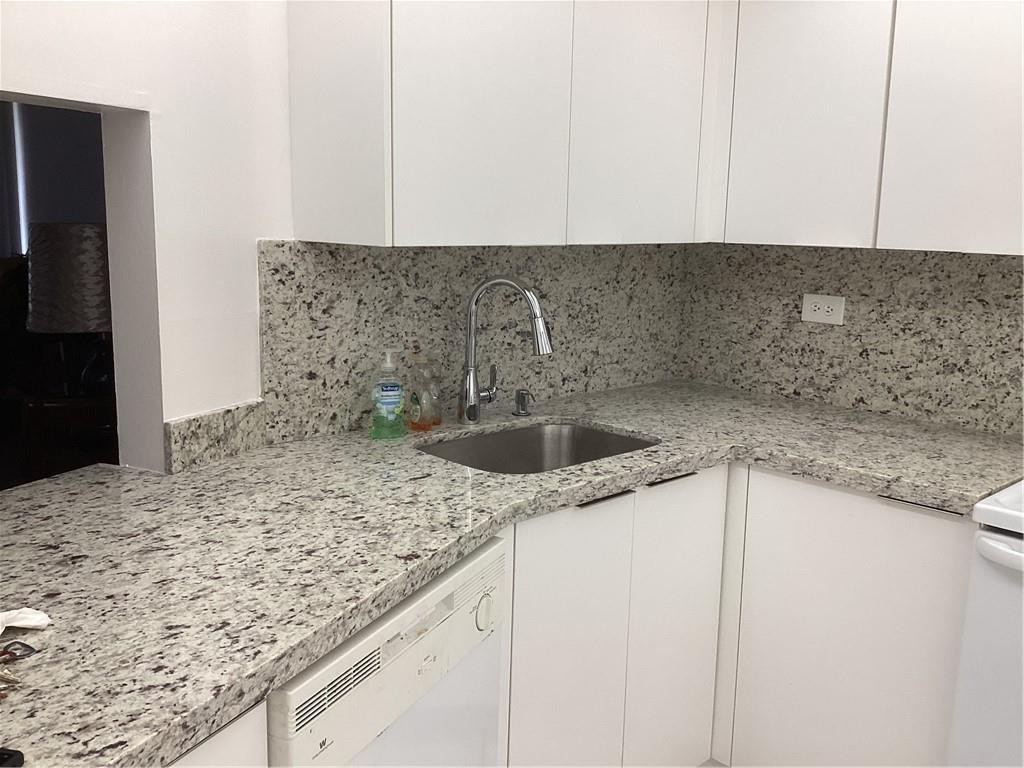 1710 Northeast 191st Street Miami, FL 33179 - Photo 12 of 24 Photo 12