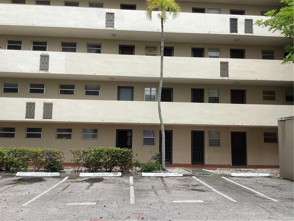 1710 Northeast 191st Street Miami, FL 33179 - Photo 19 of 24 Photo 19