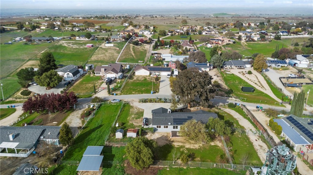 5658 Prancing Deer Road Paso Robles, CA 93446 - Photo 28 of 31 an aerial view of residential houses with outdoor space