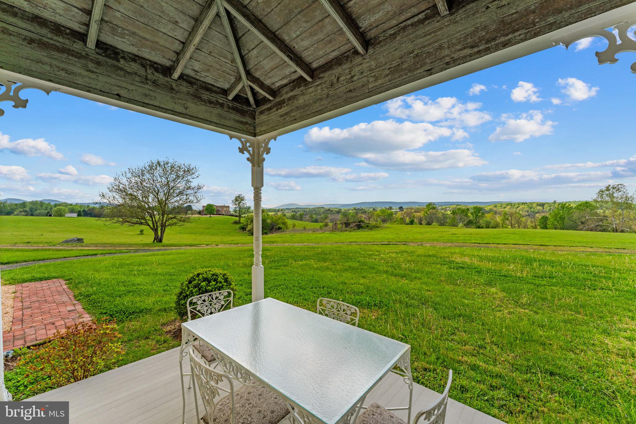 9078 Maidstone Road Delaplane, VA 20144 - Photo 11 of 36 Gallery Image 11