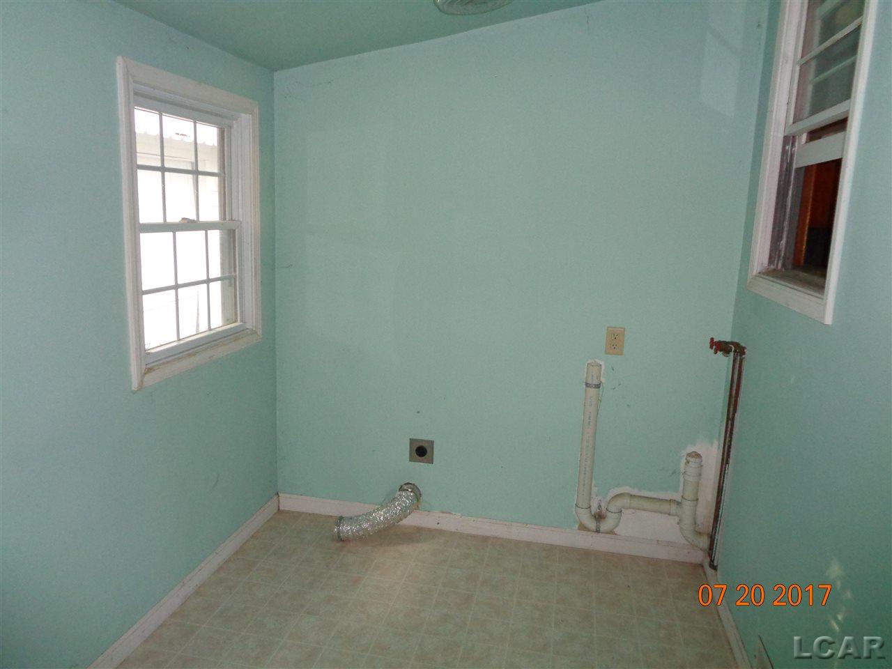 853 Addison Street, Unit ADDISON Adrian, MI 49221 - Photo 11 of 14 Gallery Image 11