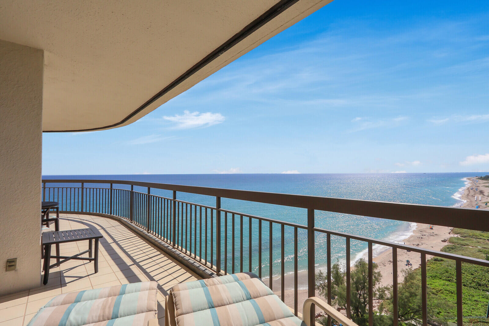 4000 North Ocean Drive, Unit 1702 Singer Island, FL 33404 - Photo 42 of 48 41_Image_41_mls