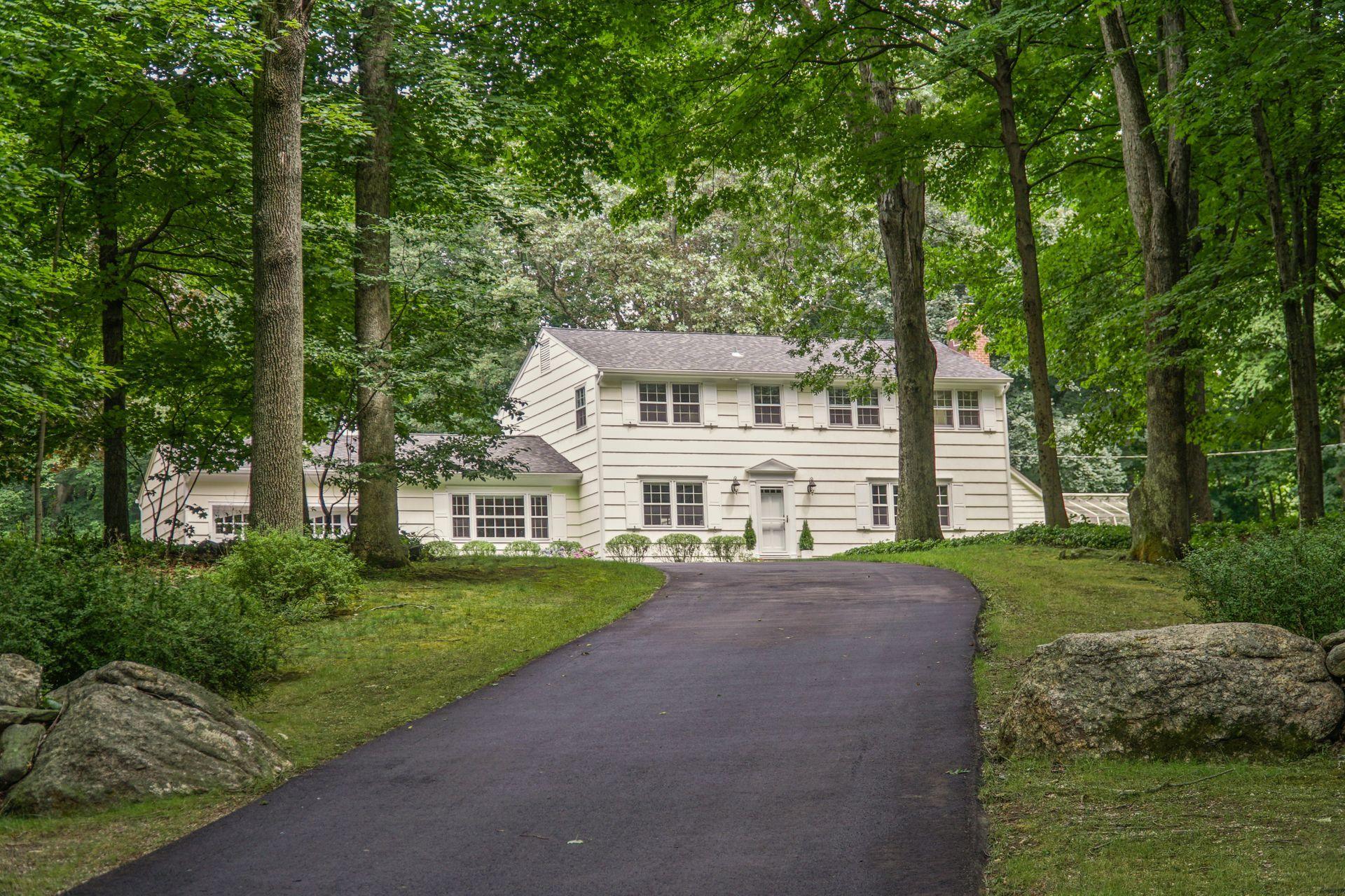 311 Briscoe Road New Canaan, CT 06840 - Photo 1 of 42 72