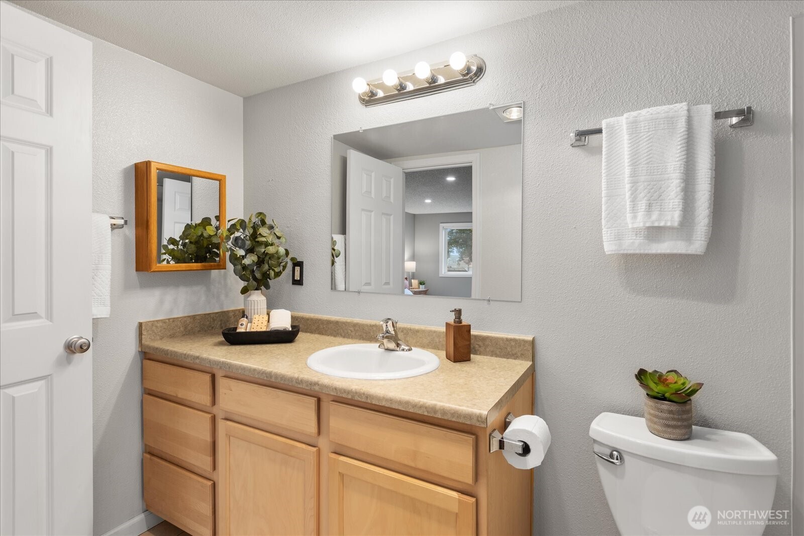 13009 East Gibson Road, Unit Q130 Everett, WA 98204 - Photo 14 of 26 Gallery Image 14