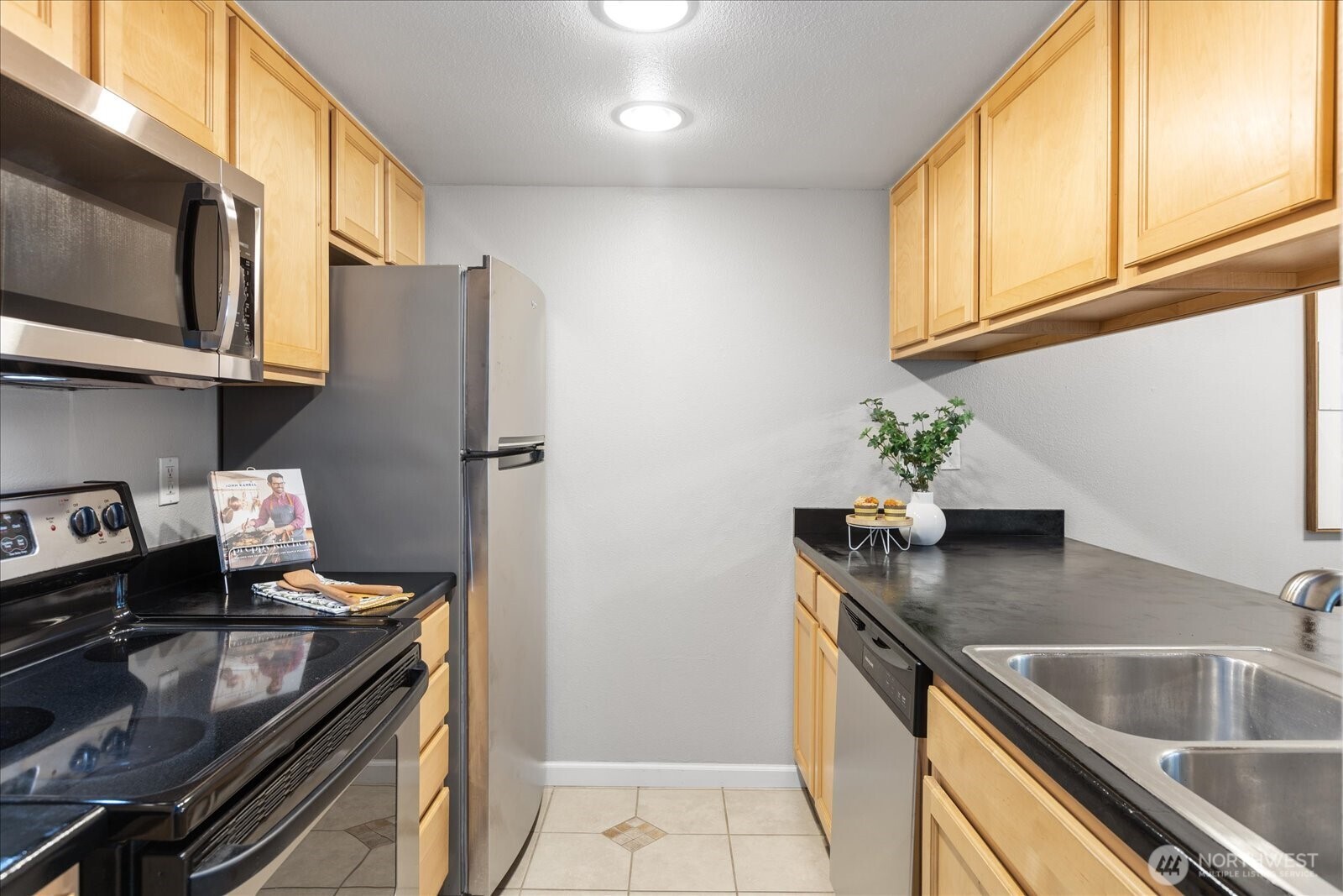 13009 East Gibson Road, Unit Q130 Everett, WA 98204 - Photo 8 of 26 Gallery Image 8