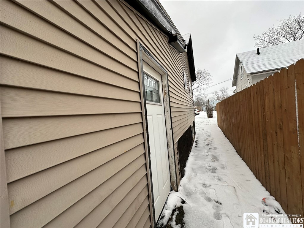 219 Temple Street Dunkirk, NY 14048 - Photo 6 of 30