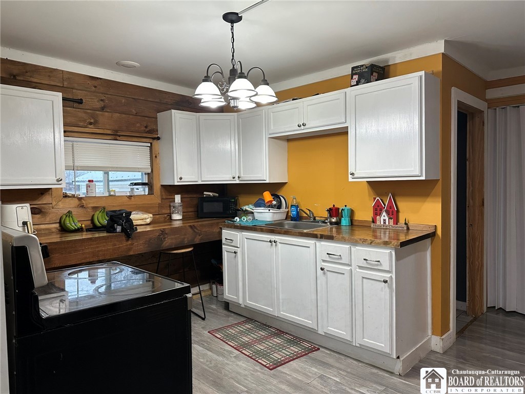 219 Temple Street Dunkirk, NY 14048 - Photo 9 of 30