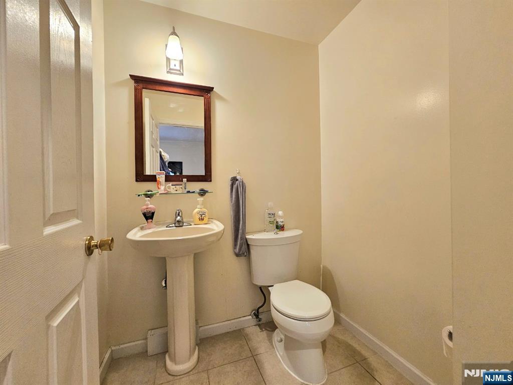 183 Tenafly Road Tenafly, NJ 07670 - Photo 18 of 28