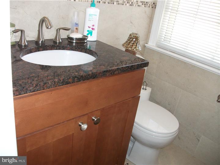 5 Meadow Run Road Princeton Junction, NJ 08550 - Photo 19 of 25 Bathroom