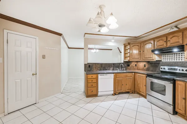 $1,750 | 19302 Cypress Bay Drive, Katy, TX 77449