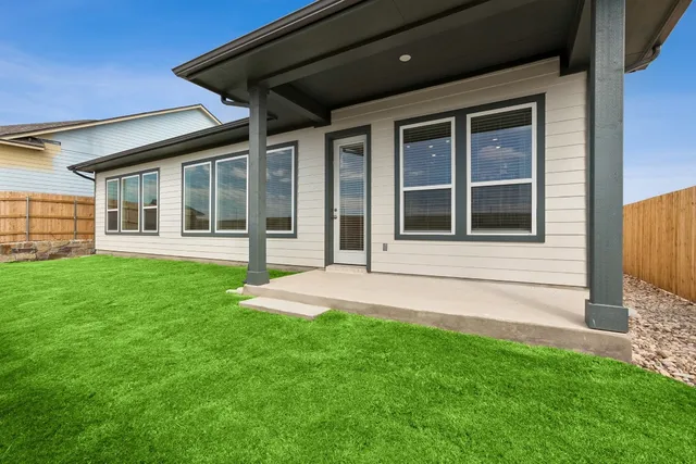 $377,850 | 272 Pine Bark Drive, Buda, TX 78610