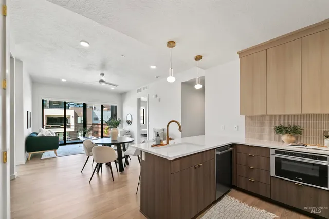 $584,900 | 4430 East Haystack Street, Unit 212, Boise, ID 83716