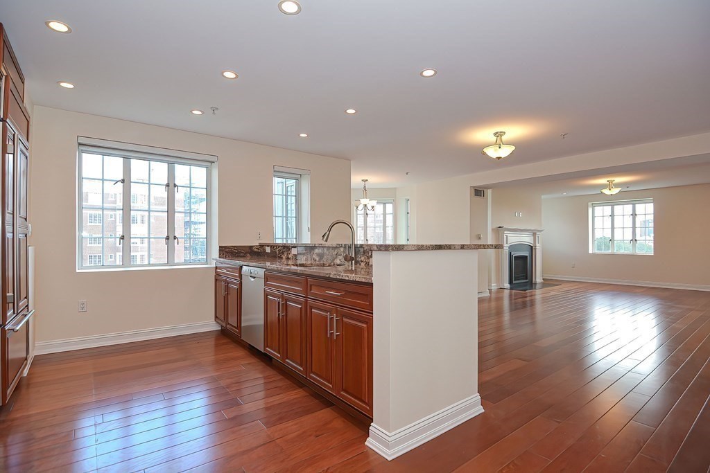 20 Chapel Street, Unit C901 Brookline, MA 02446 - Photo 10 of 40