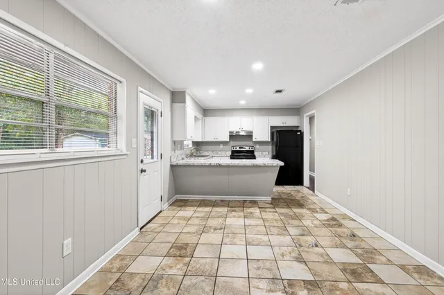 $1,600 | 307 Darby Street, Gulfport, MS 39503