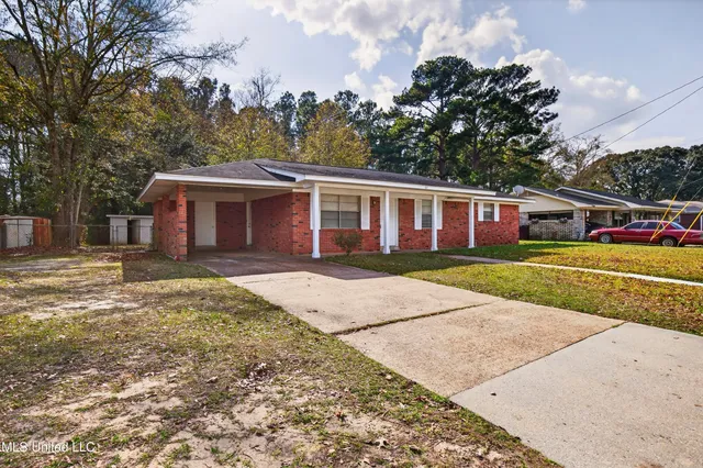 $1,600 | 307 Darby Street, Gulfport, MS 39503